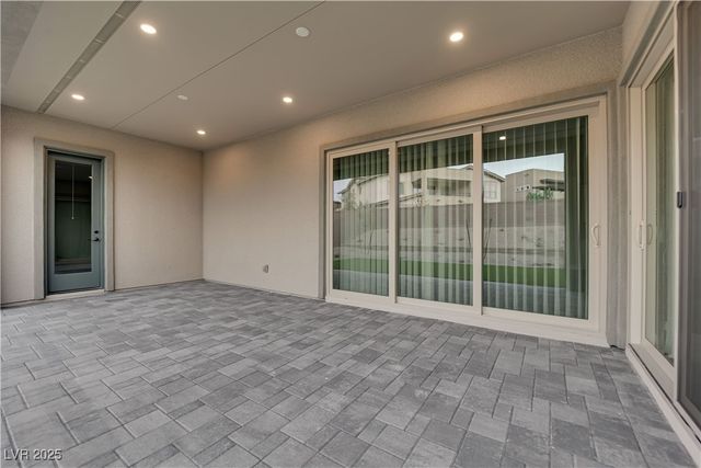 10648 Stone Ledge Avenue, Las Vegas, NV 89135