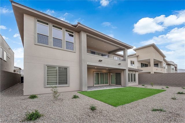 10648 Stone Ledge Avenue, Las Vegas, NV 89135