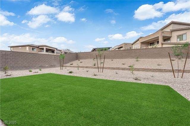 10648 Stone Ledge Avenue, Las Vegas, NV 89135