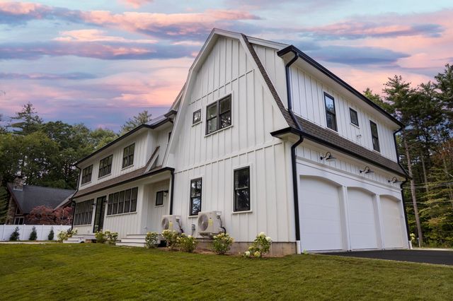 110 North Shore Drive, Stow, MA 01775