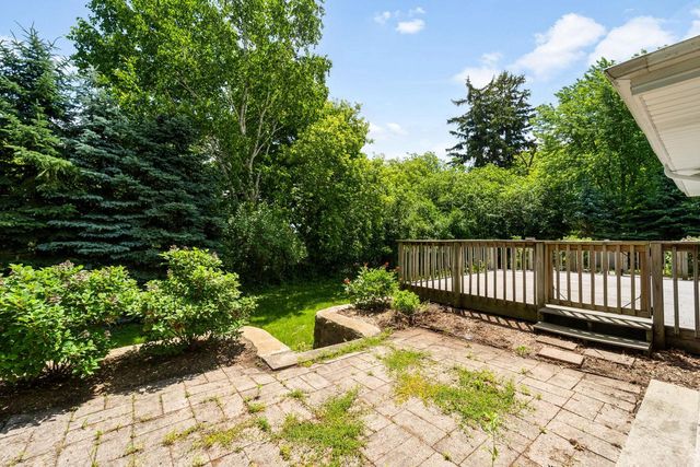 518 W Grand AVENUE, Port Washington, WI 53074