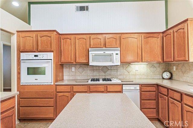 39675 Dijon, Murrieta, CA 92562