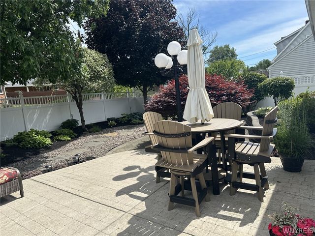 2921 Shenandoah Drive, Hamburg, NY 14075