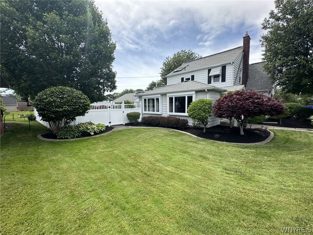 2921 Shenandoah Drive, Hamburg, NY 14075
