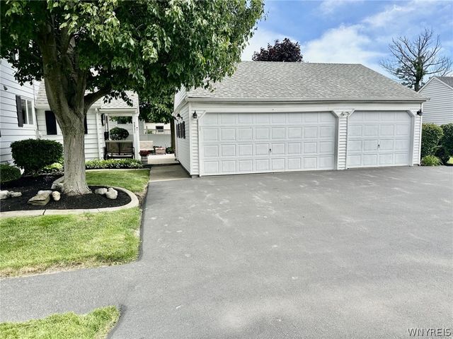 2921 Shenandoah Drive, Hamburg, NY 14075