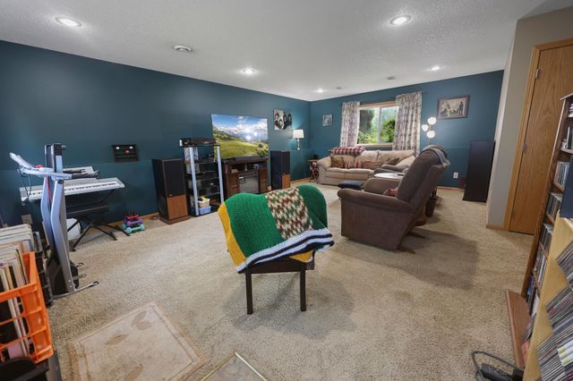 455 Elena Lane, Saint Joseph, MN 56374
