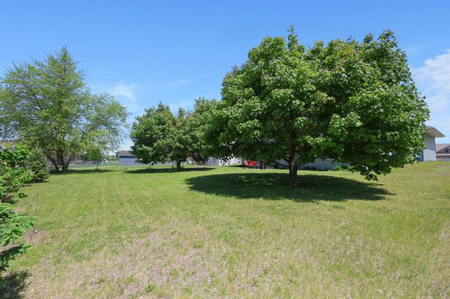455 Elena Lane, Saint Joseph, MN 56374