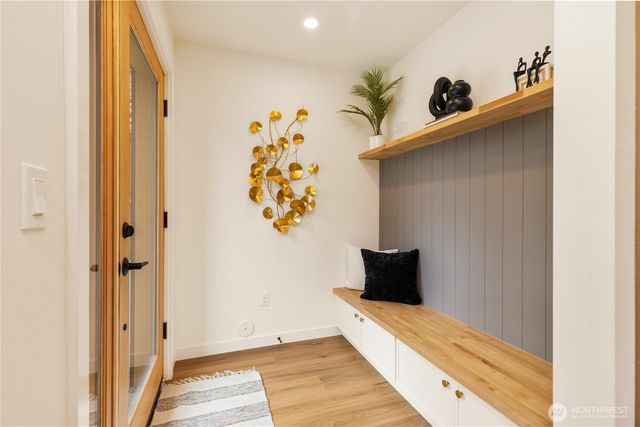 8253 Densmore Avenue N, Seattle, WA 98103