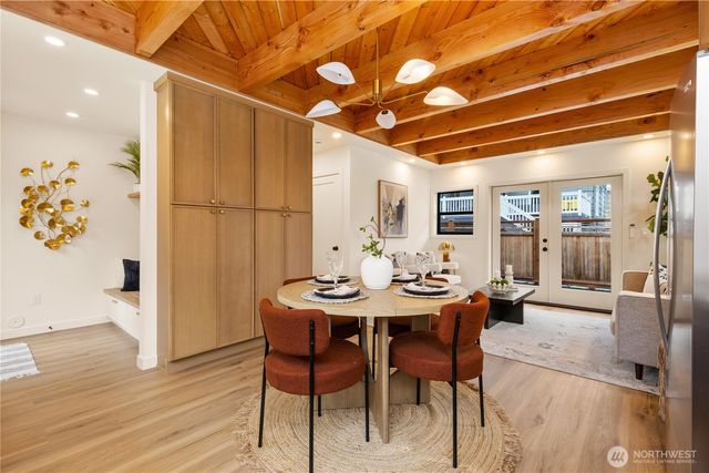 8253 Densmore Avenue N, Seattle, WA 98103