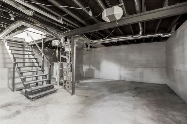 8517 Flora Avenue, Kansas City, MO 64131