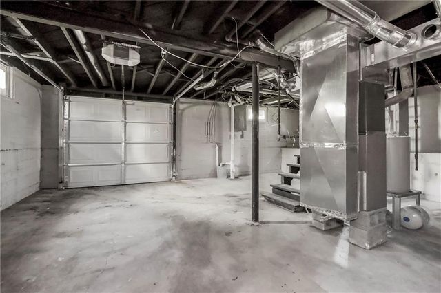 8517 Flora Avenue, Kansas City, MO 64131