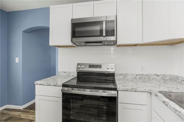 8517 Flora Avenue, Kansas City, MO 64131