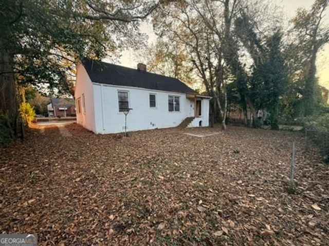 2735 Suwanee Avenue, Macon, GA 31204