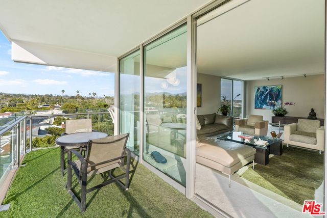 535 Ocean Avenue 8C, Santa Monica, CA 90402