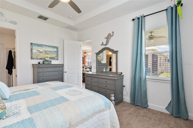 2557 YELLOW BRICK ROAD, St Cloud, FL 34772