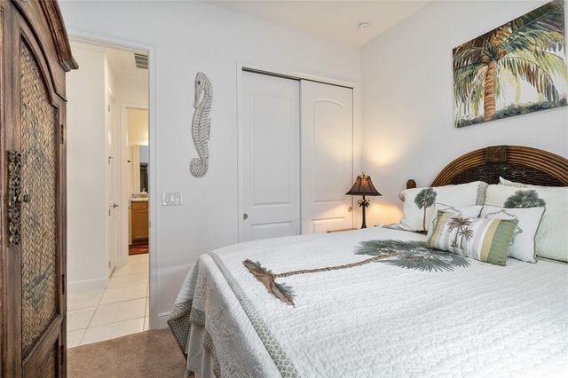 2557 YELLOW BRICK ROAD, St Cloud, FL 34772