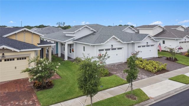 2557 YELLOW BRICK ROAD, St Cloud, FL 34772