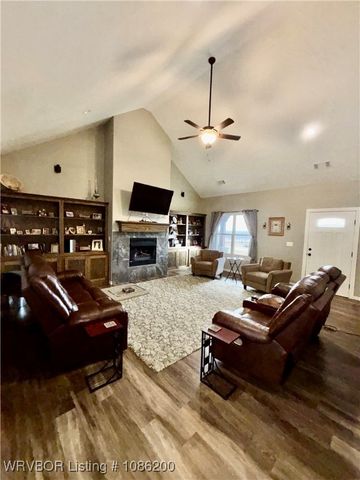 21887 Ranch Road, Howe, OK 74940