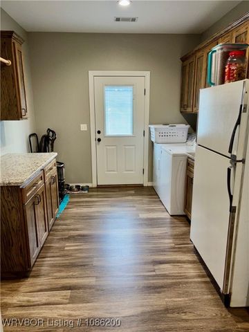 21887 Ranch Road, Howe, OK 74940