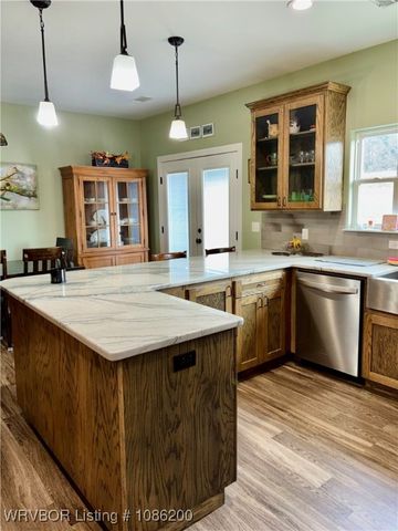 21887 Ranch Road, Howe, OK 74940