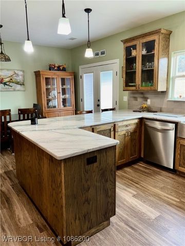 21887 Ranch Road, Howe, OK 74940