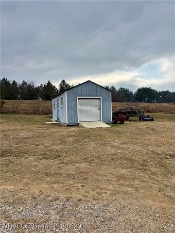 21887 Ranch Road, Howe, OK 74940