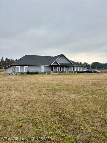 21887 Ranch Road, Howe, OK 74940