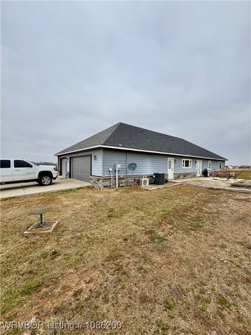 21887 Ranch Road, Howe, OK 74940