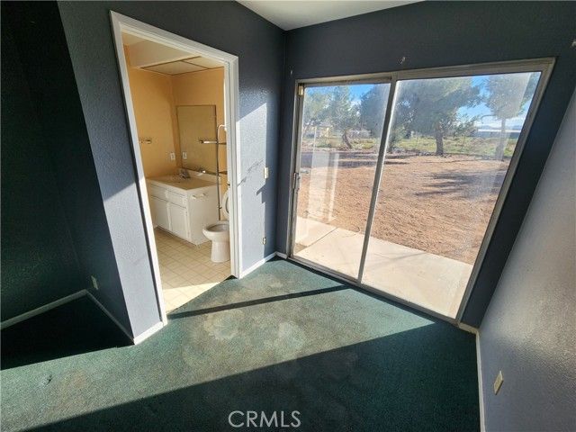 8850 3rd, Hesperia, CA 92345