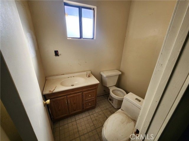 8850 3rd, Hesperia, CA 92345