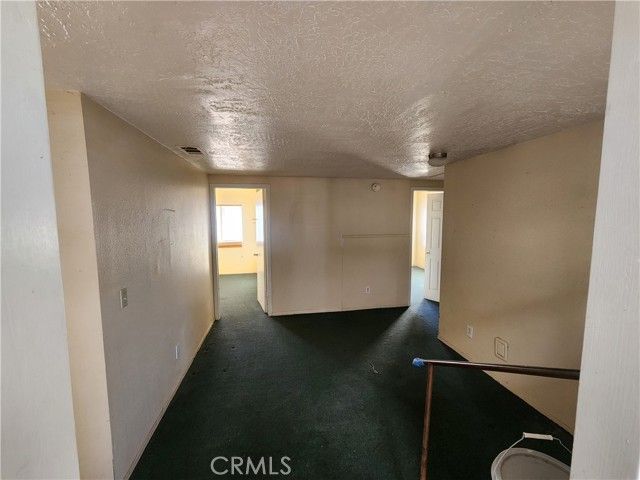 8850 3rd, Hesperia, CA 92345