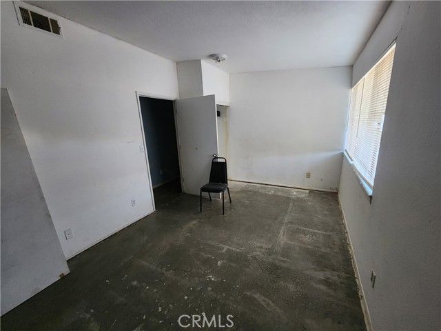 8850 3rd, Hesperia, CA 92345