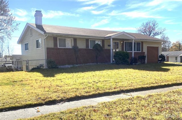 140 Mohan Drive, Florissant, MO 63033
