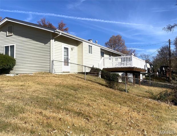 140 Mohan Drive, Florissant, MO 63033