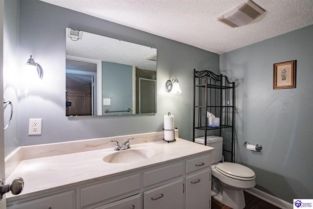 812 Burgundy Court, Elizabethtown, KY 42701