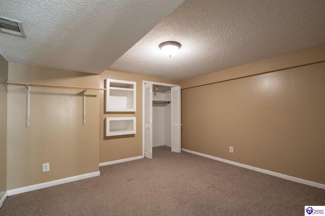 812 Burgundy Court, Elizabethtown, KY 42701