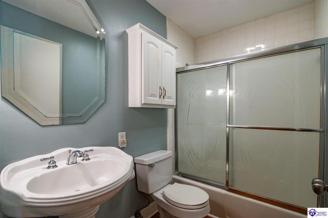 812 Burgundy Court, Elizabethtown, KY 42701