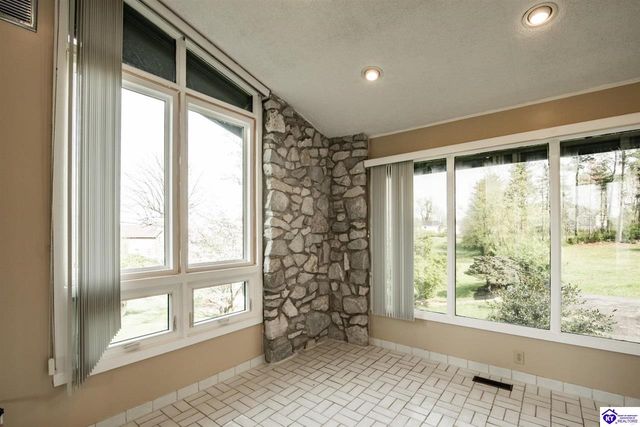 812 Burgundy Court, Elizabethtown, KY 42701