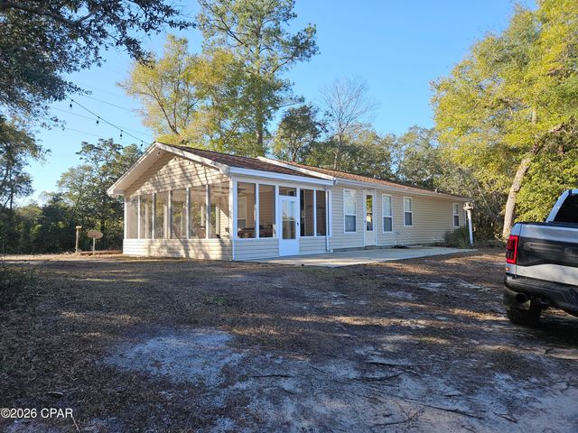 2447 Greenhead Road, Chipley, FL 32428