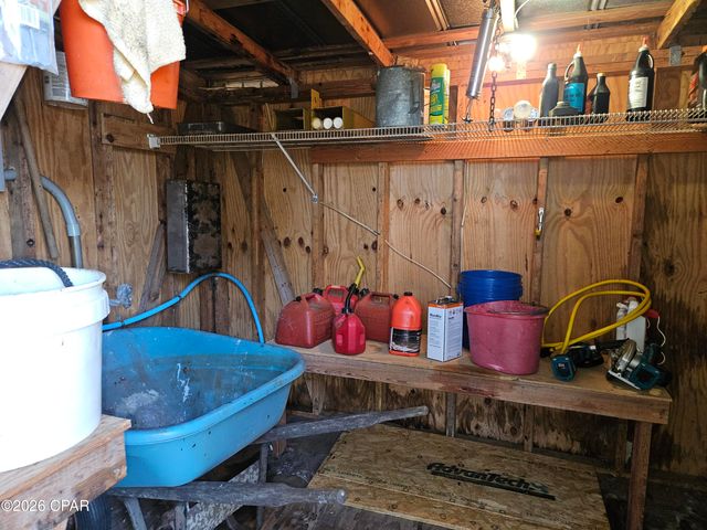 2447 Greenhead Road, Chipley, FL 32428