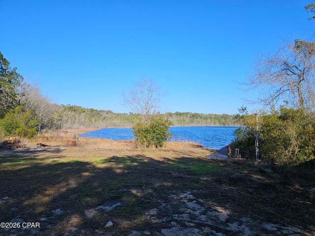 2447 Greenhead Road, Chipley, FL 32428