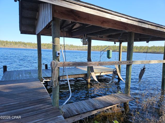 2447 Greenhead Road, Chipley, FL 32428