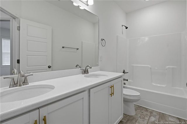 193 Cafe Prince Court, Raeford, NC 28376