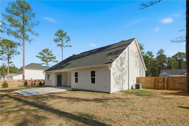 193 Cafe Prince Court, Raeford, NC 28376