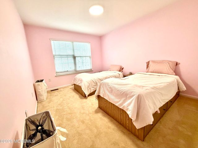 24 Painted Wagon Road, Holmdel, NJ 07733