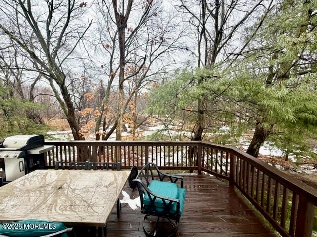 24 Painted Wagon Road, Holmdel, NJ 07733