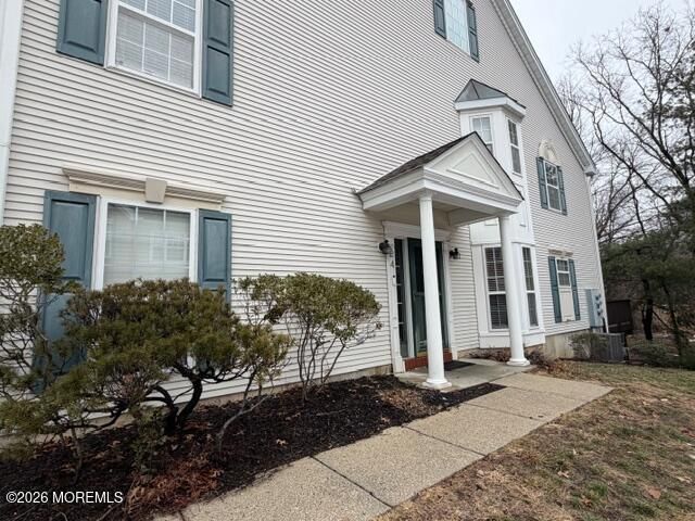 24 Painted Wagon Road, Holmdel, NJ 07733