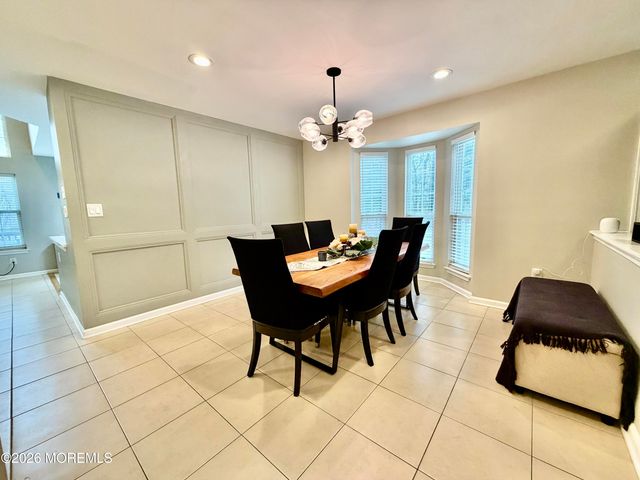 24 Painted Wagon Road, Holmdel, NJ 07733