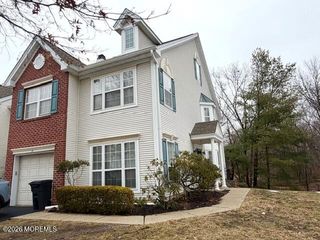 24 Painted Wagon Road, Holmdel, NJ 07733