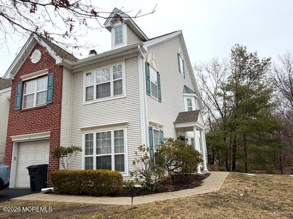 24 Painted Wagon Road, Holmdel, NJ 07733